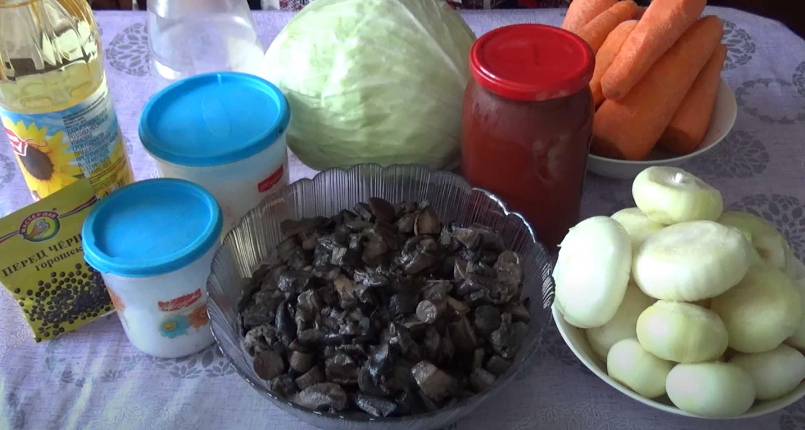 Solyanka aux champignons pour l'hiver en bocal - Étape 1