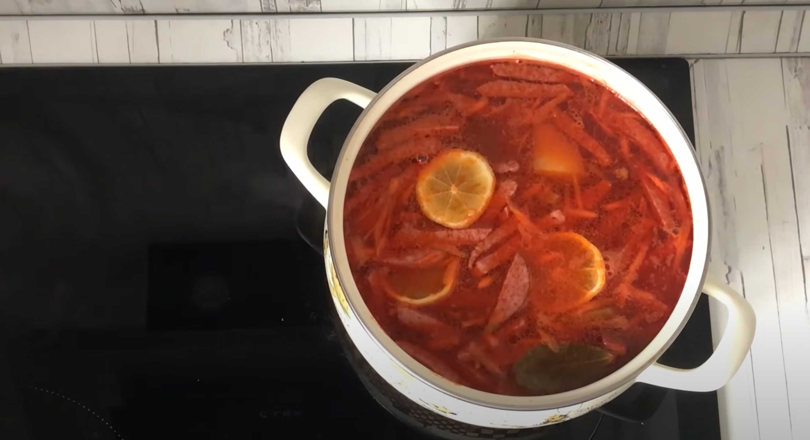 Solyanka classique aux pommes de terre - Étape 9