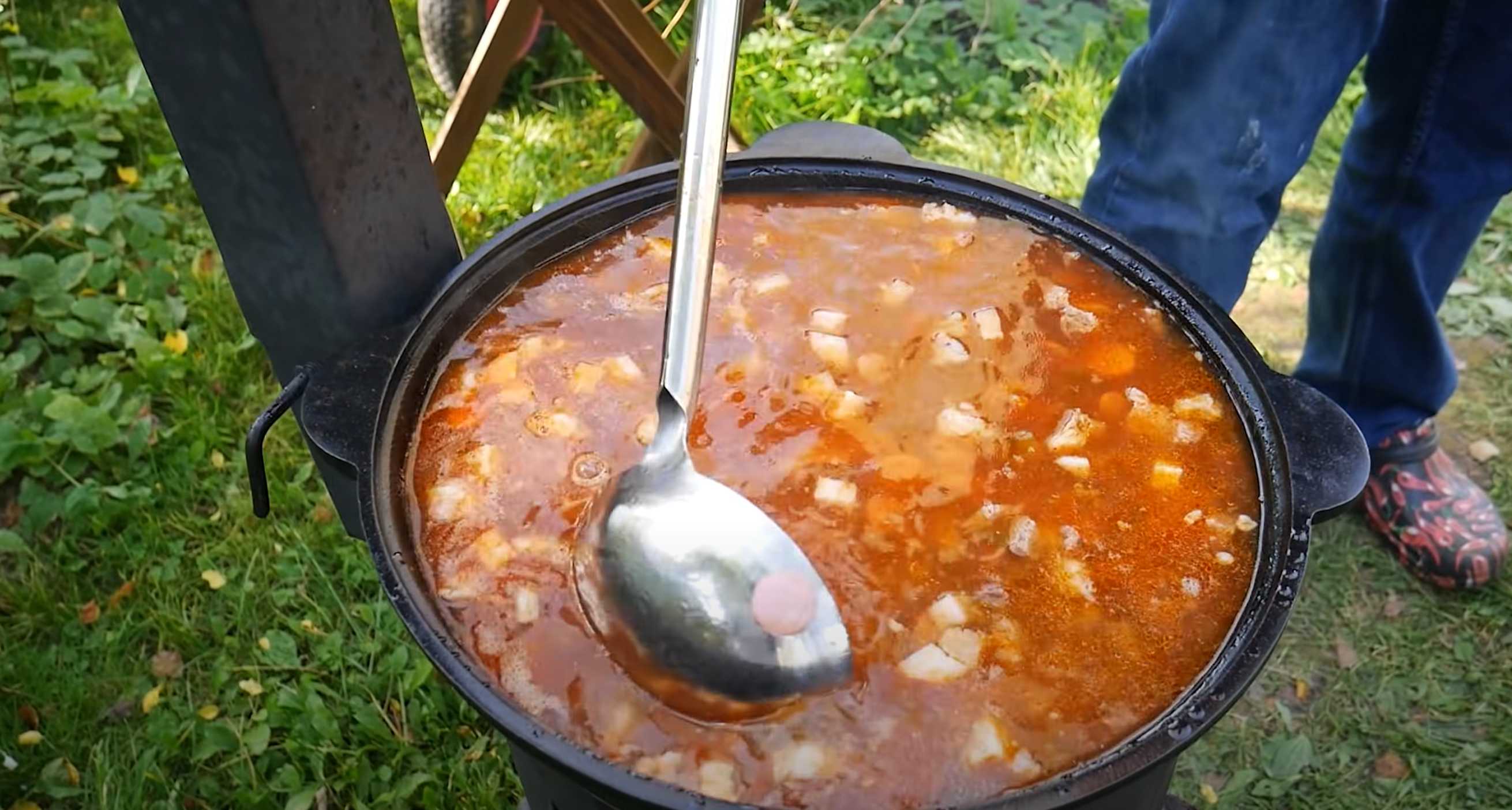 Solyanka dans un chaudron - Étape 10