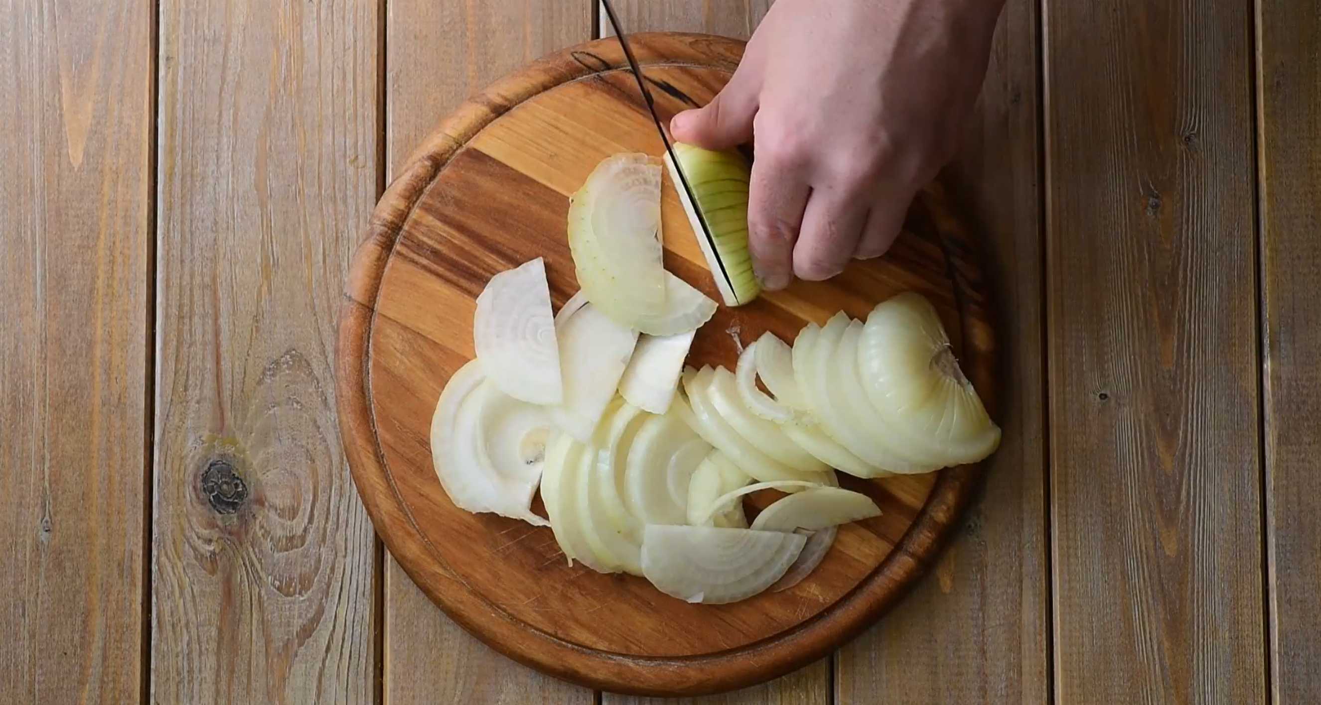 Solyanka d'aubergines pour l'hiver - Étape 2