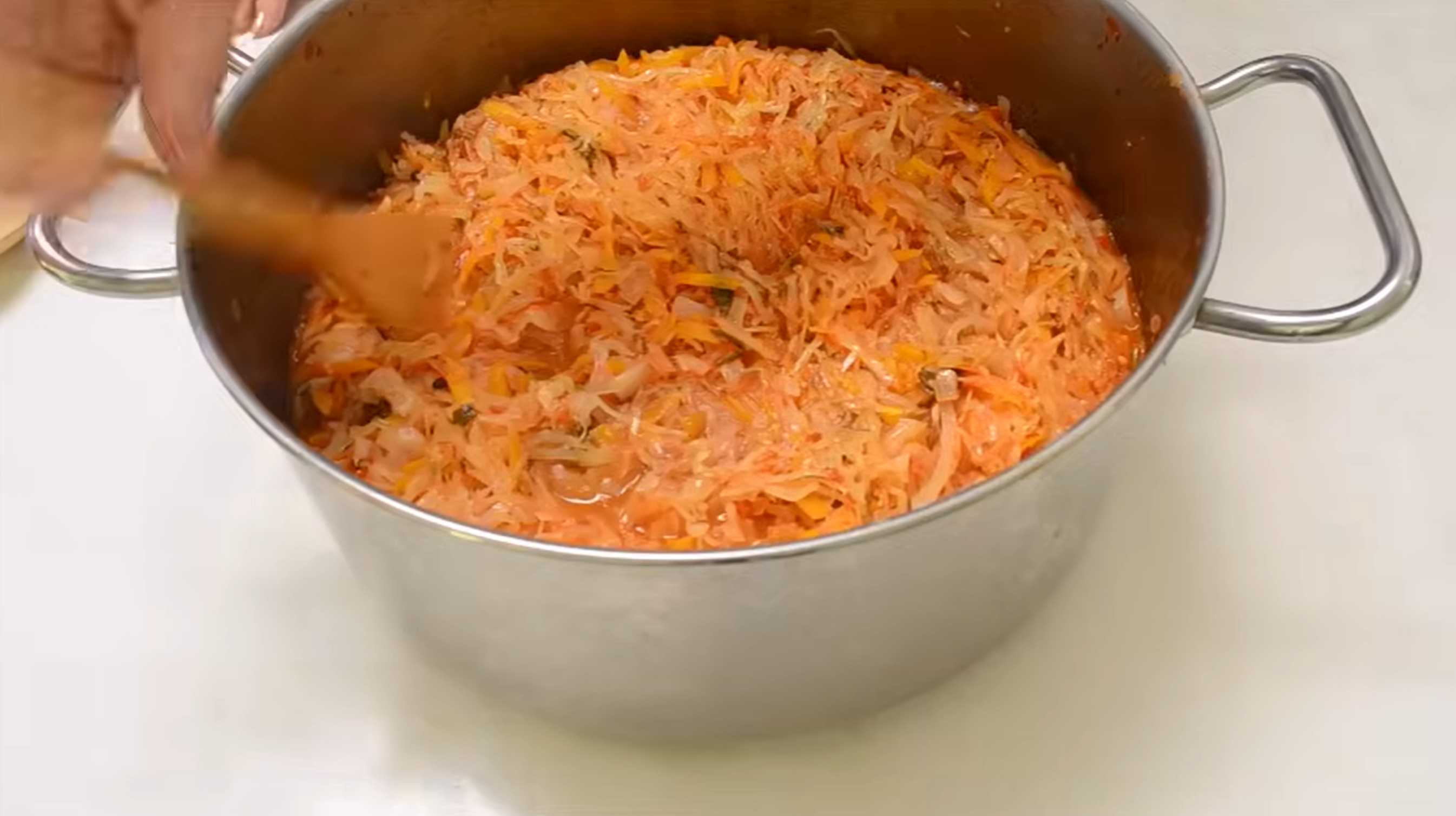 Solyanka au chou et à la tomate - Étape 7