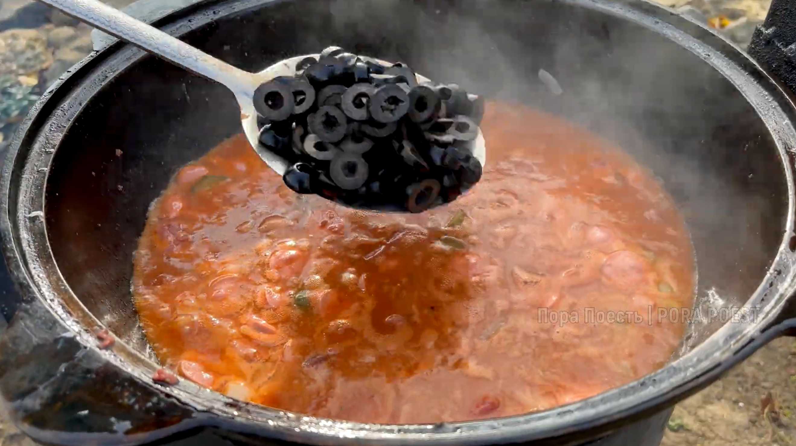 Solyanka aux viandes fumées - Étape 5