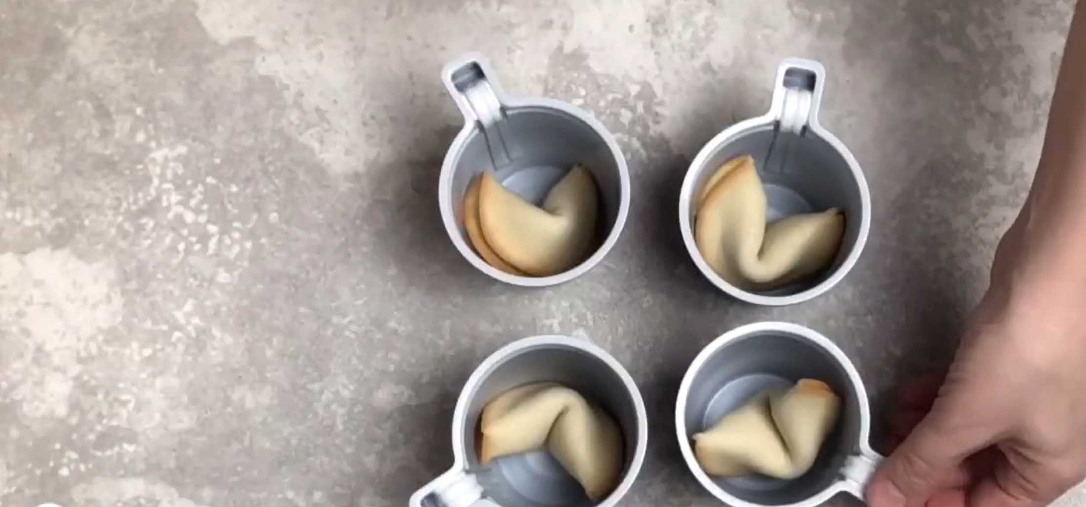 Biscuits chinois de la chance - Étape 6