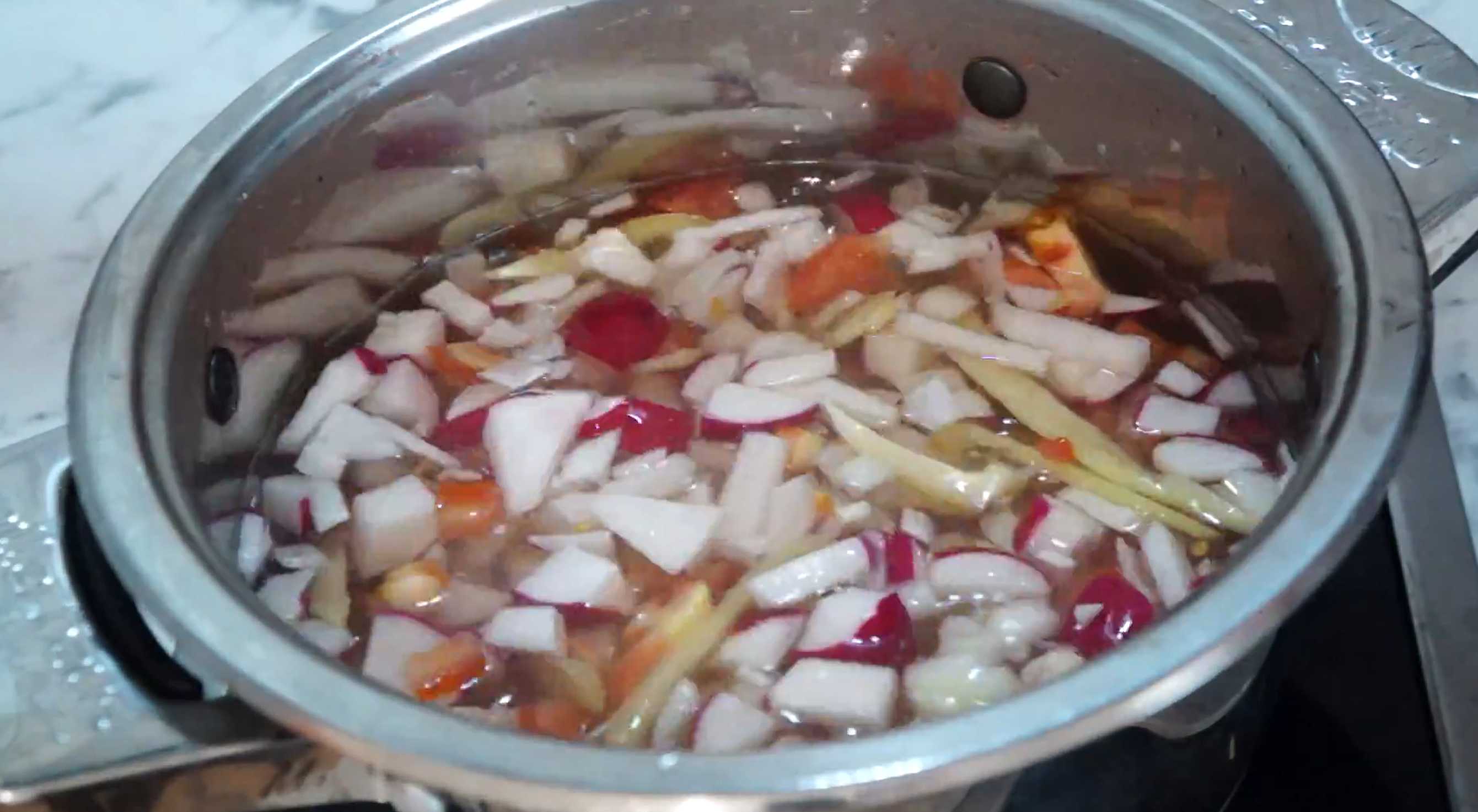 Soupe de nouilles au poulet chinoise - Étape 6