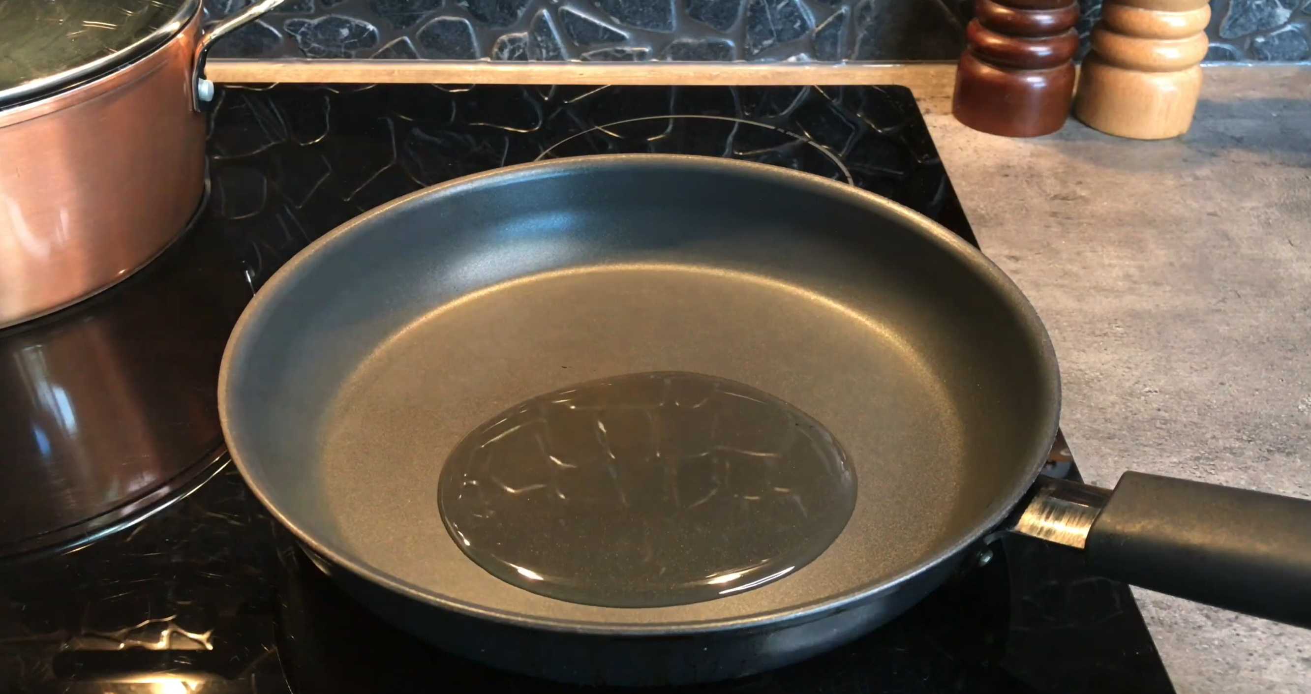 Solyanka à la poêle - Étape 1