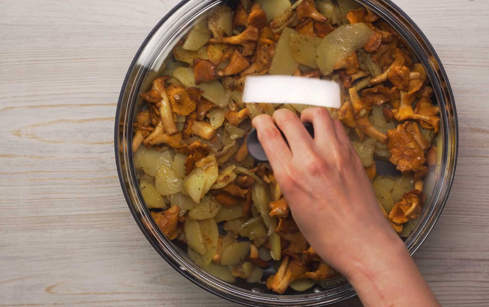 Pommes de terre sautées aux chanterelles - Étape 12