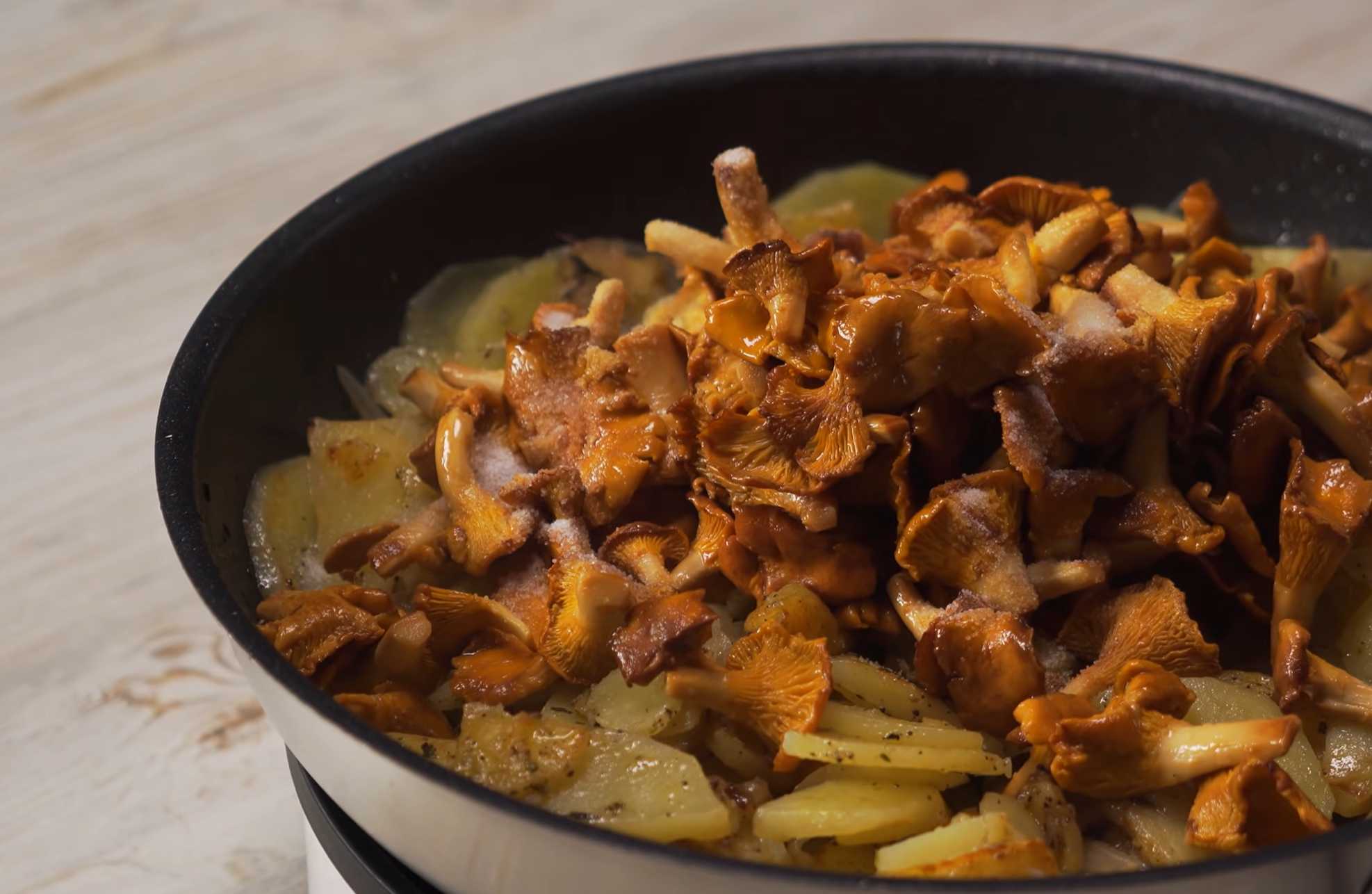Pommes de terre sautées aux chanterelles - Étape 11