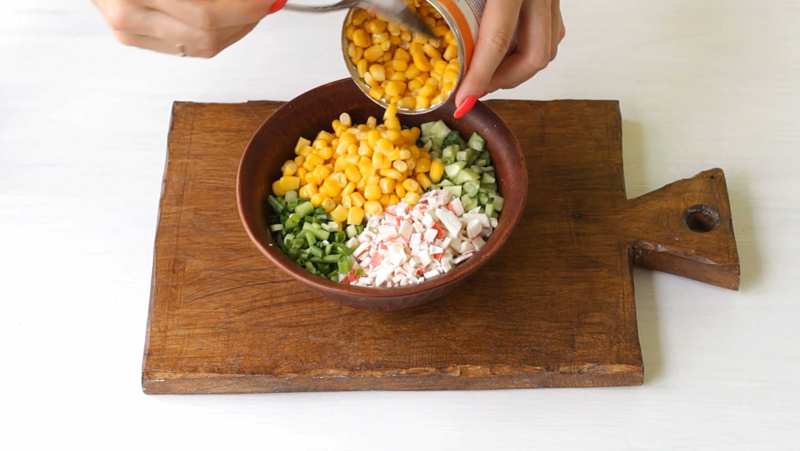Salade de crabe au maïs et au concombre - Étape 6