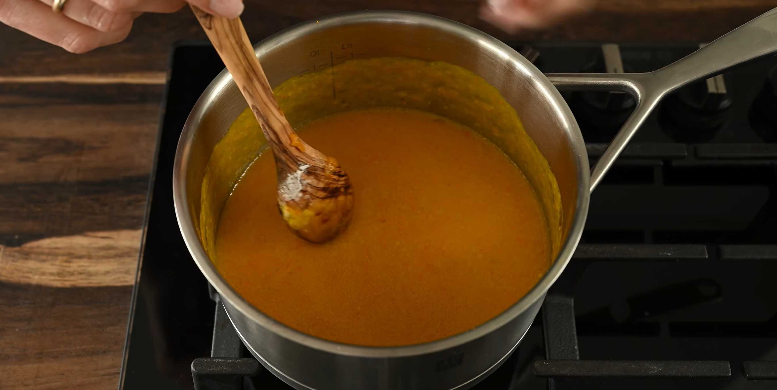 Petit-déjeuner végétalien aux œufs brouillés - Étape 4