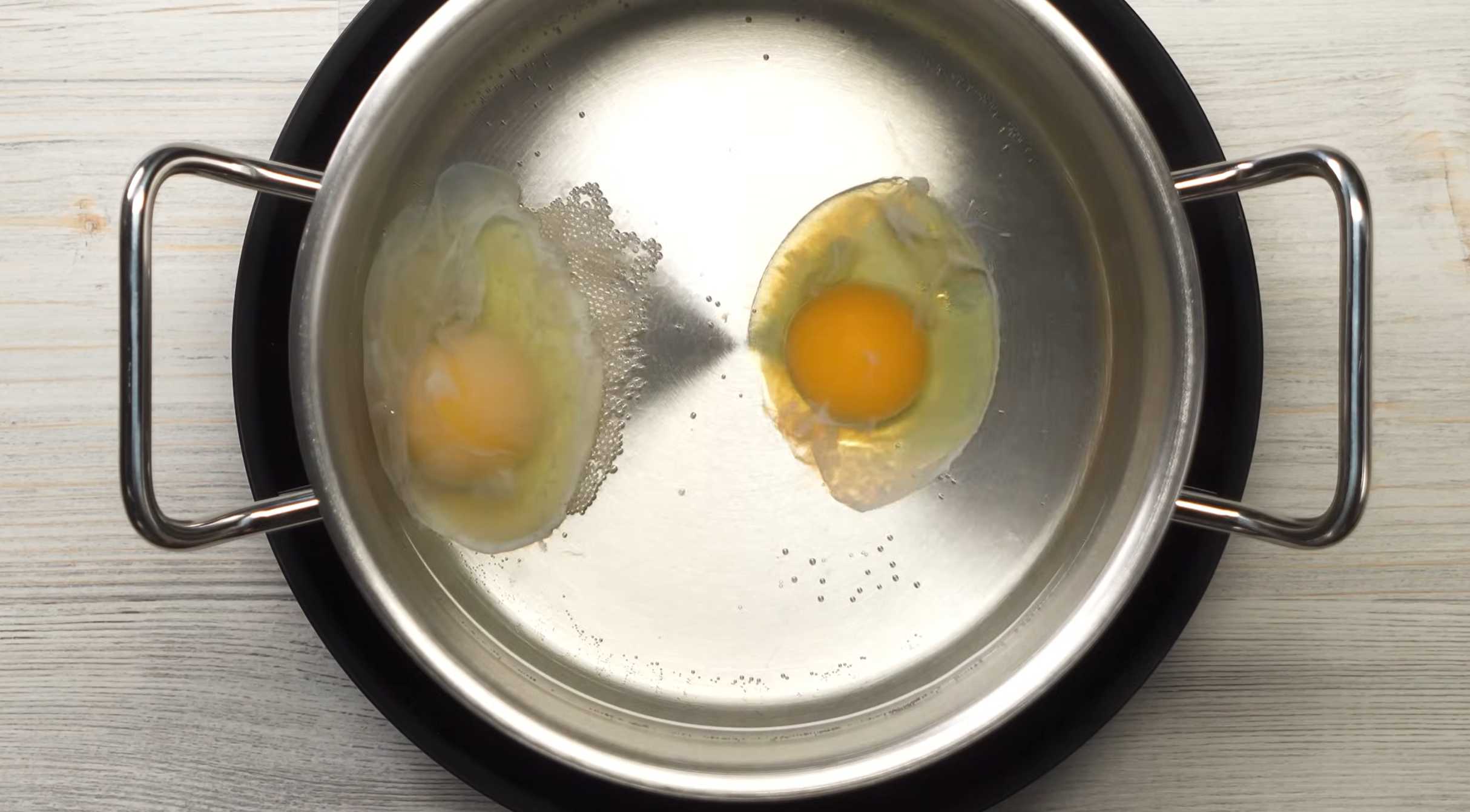 Œufs Bénédicte à la sauce hollandaise - Étape 8