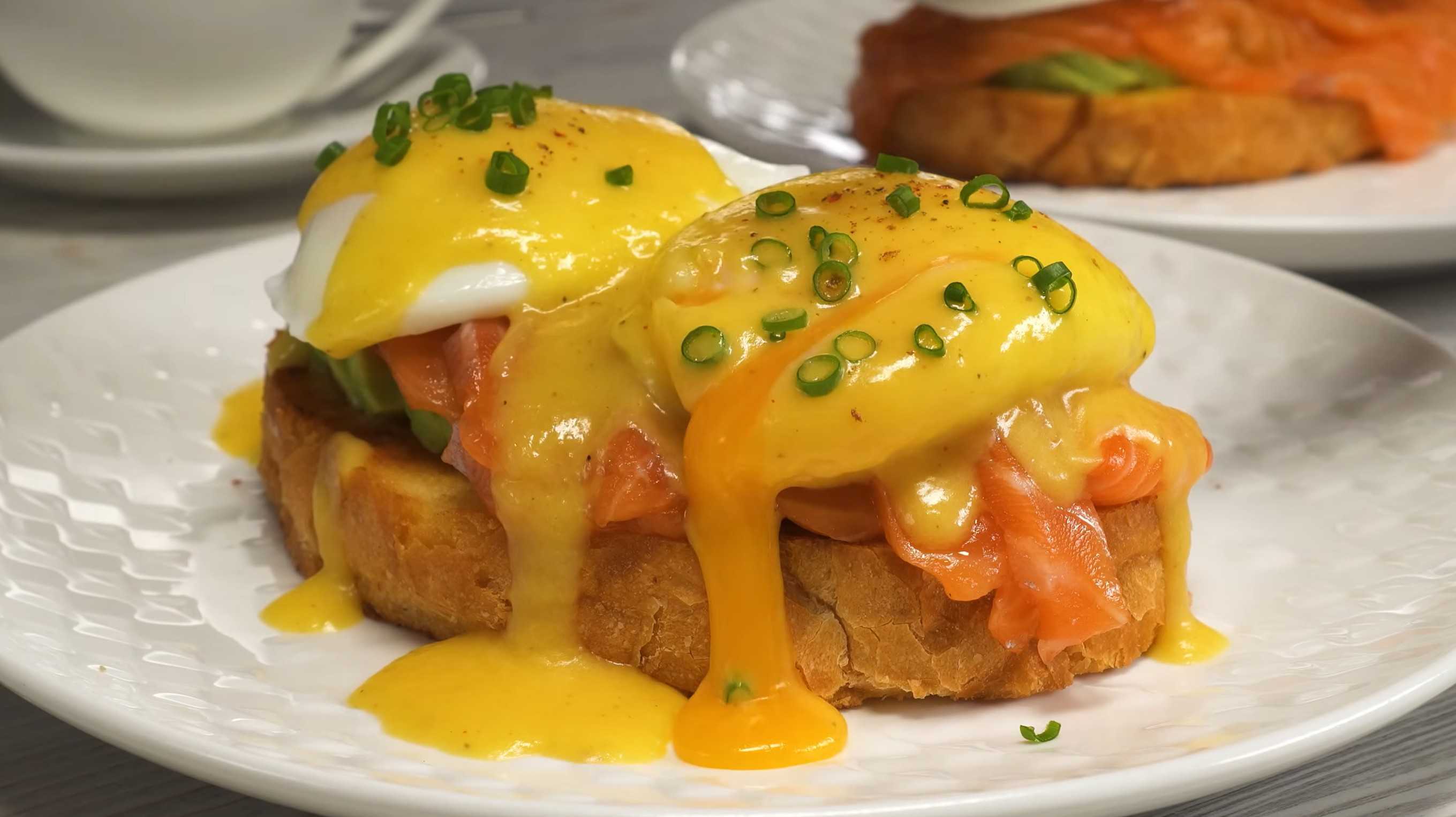 Œufs Bénédicte à la sauce hollandaise - Étape 11