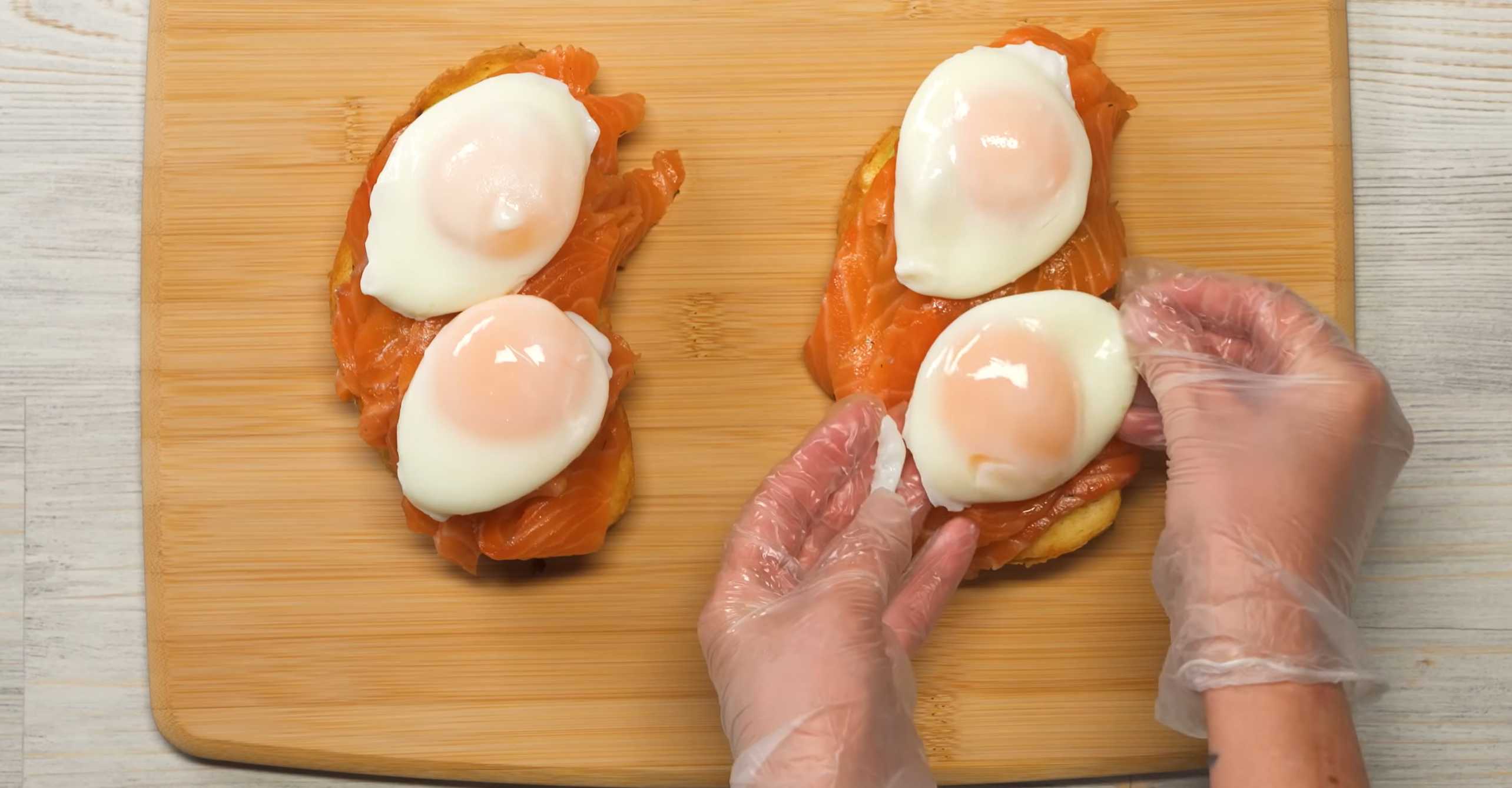 Œufs Bénédicte à la sauce hollandaise - Étape 10