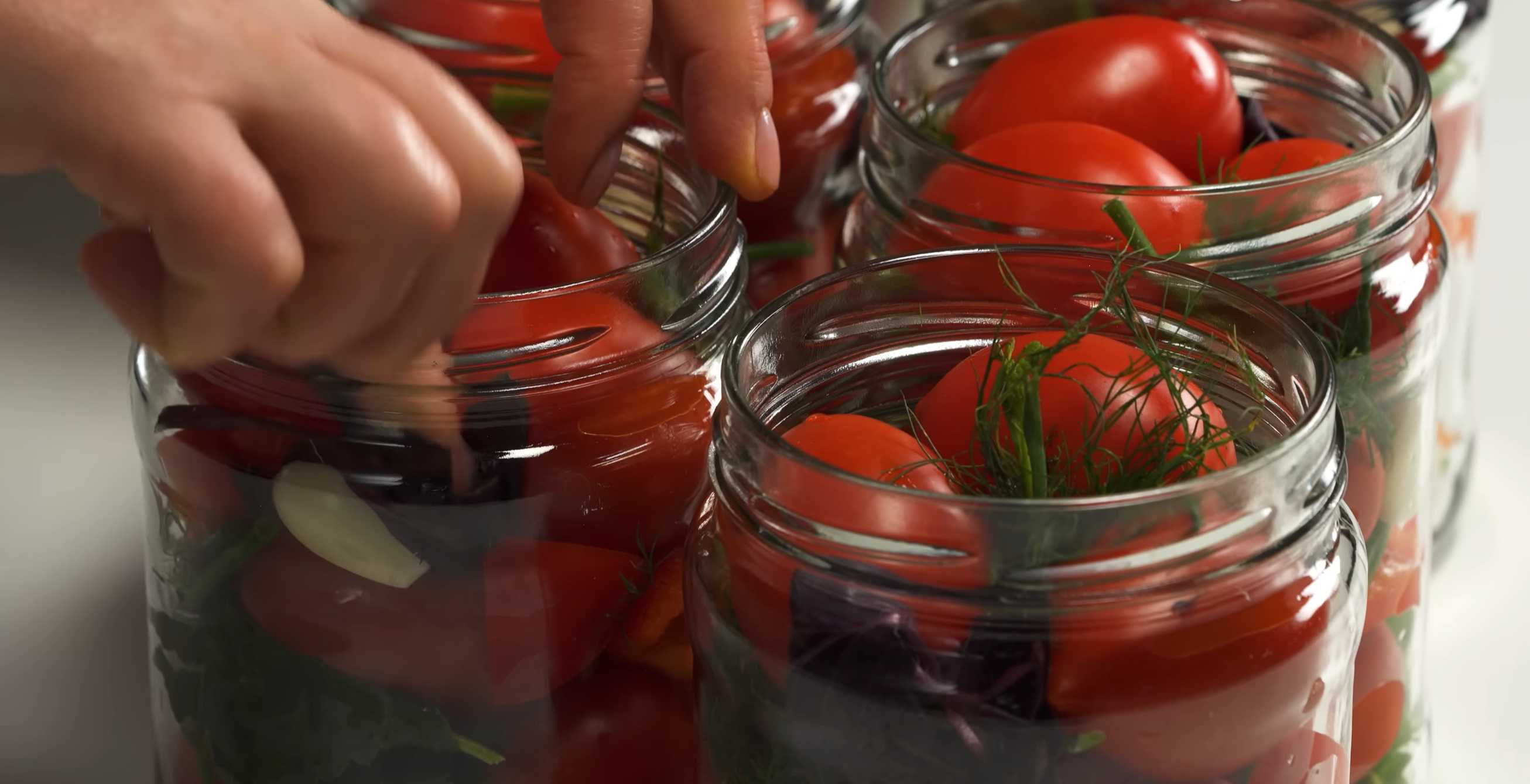 Tomates marinées en conserve - Étape 6