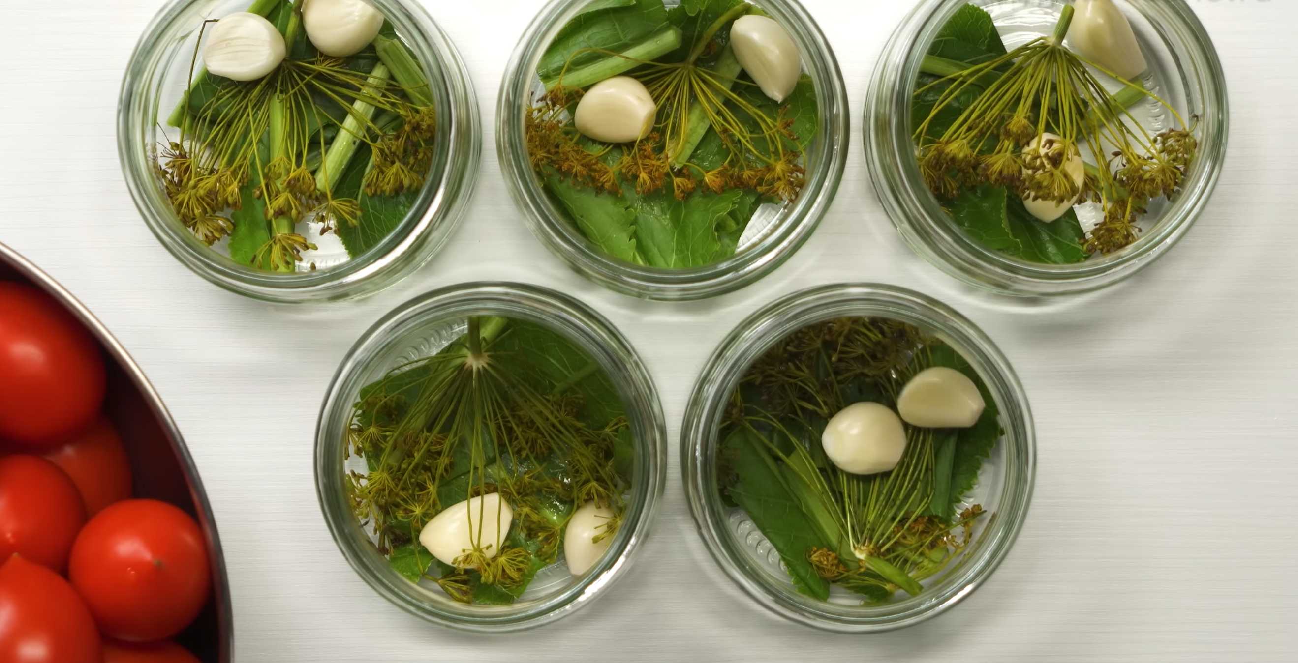 Tomates marinées en conserve - Étape 2