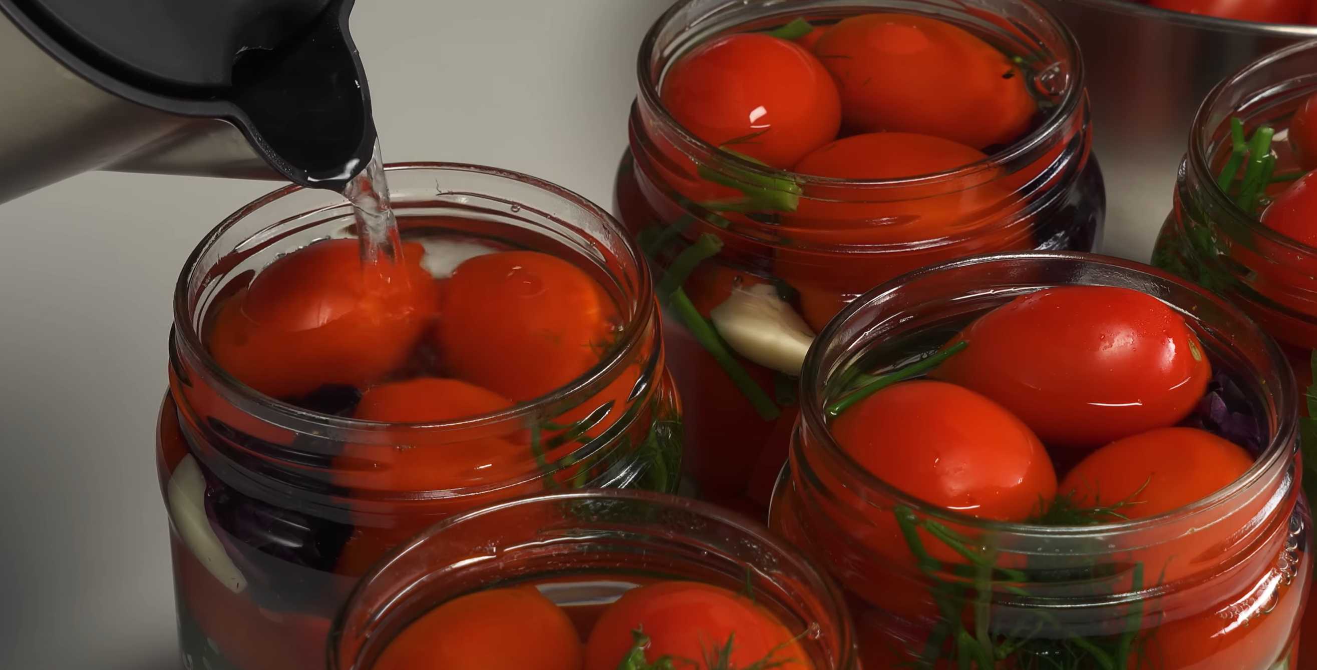 Tomates marinées en conserve - Étape 7