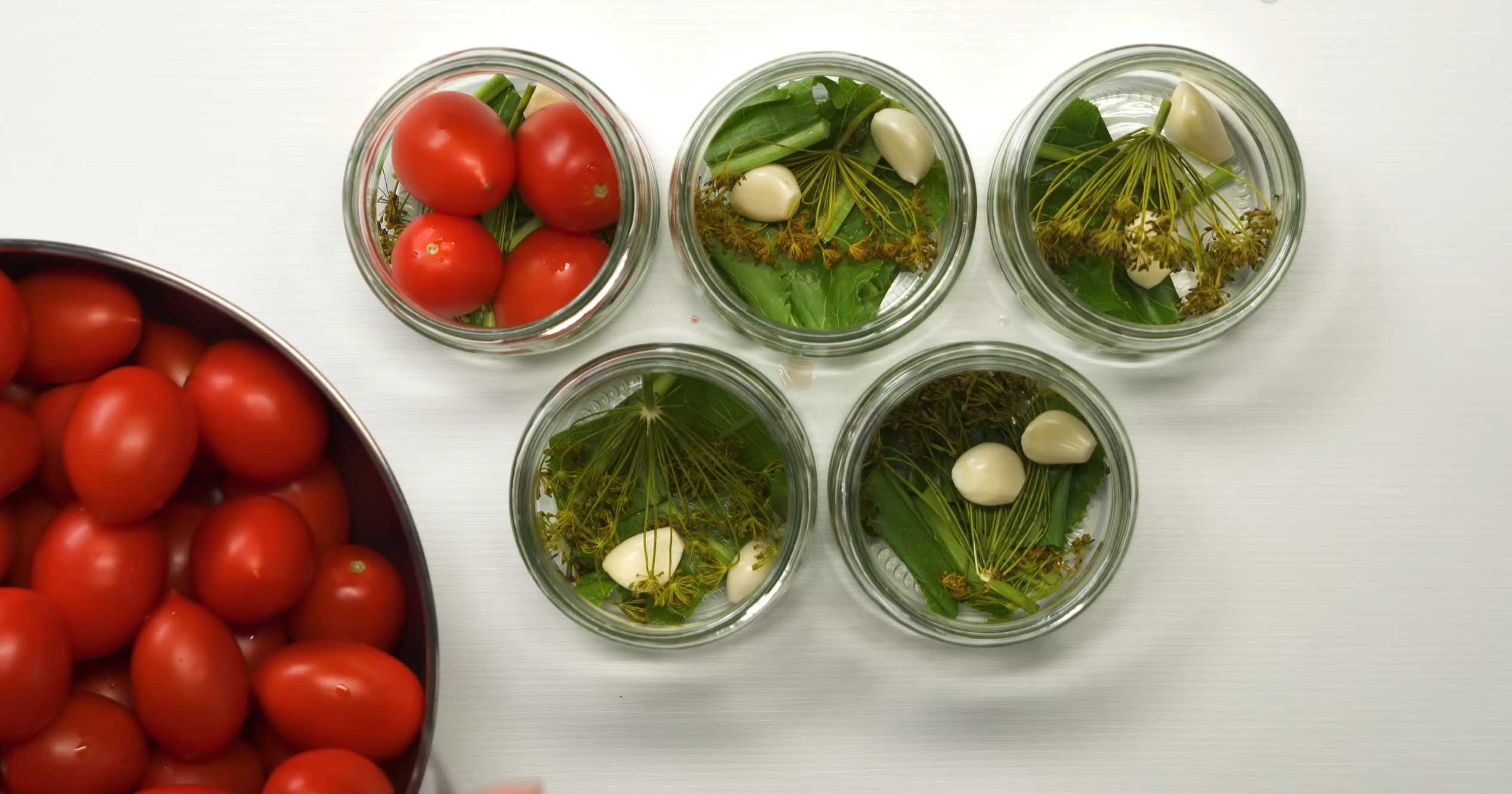 Tomates marinées en conserve - Étape 3