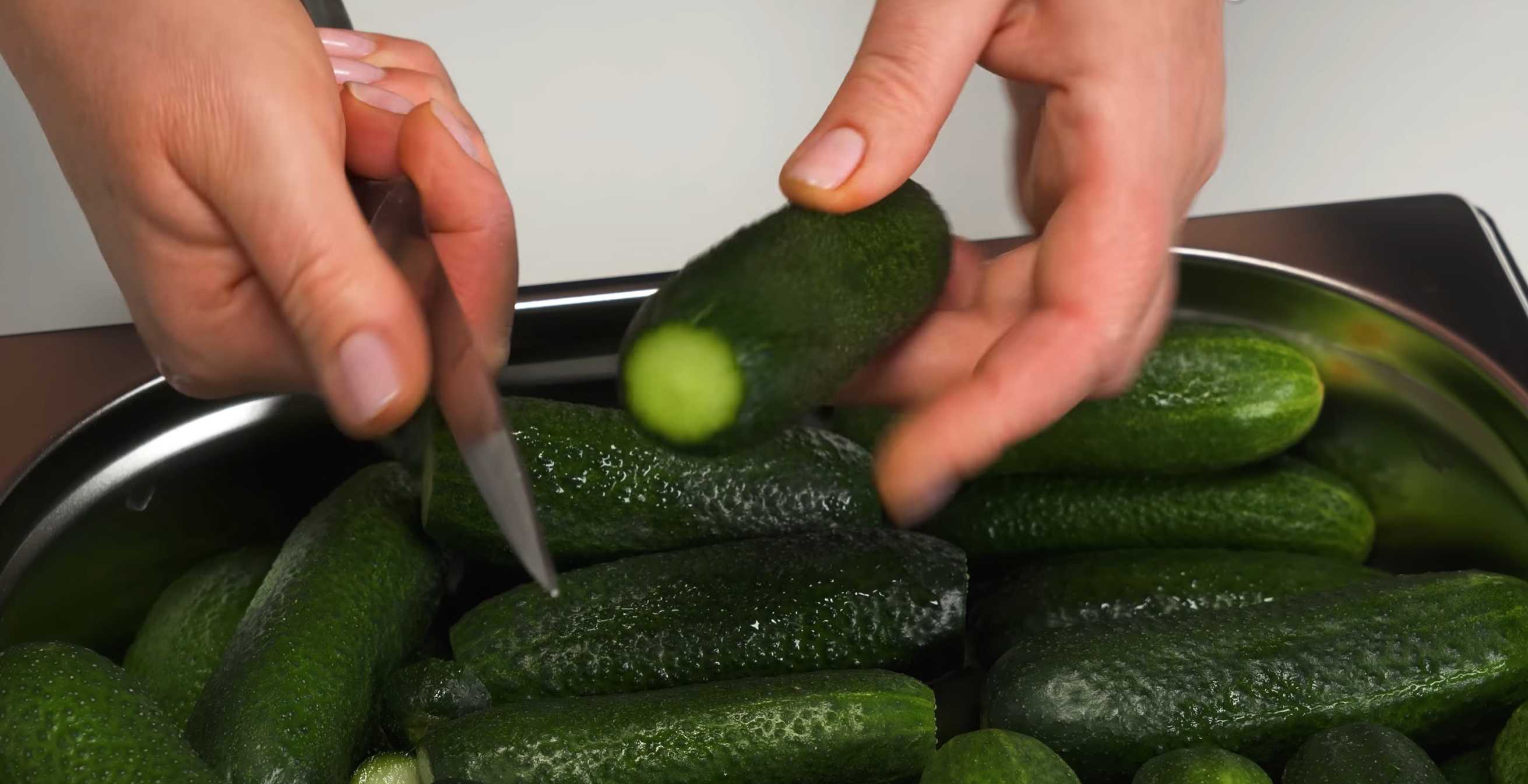 Concombres marinés dans une marinade légère - Étape 3