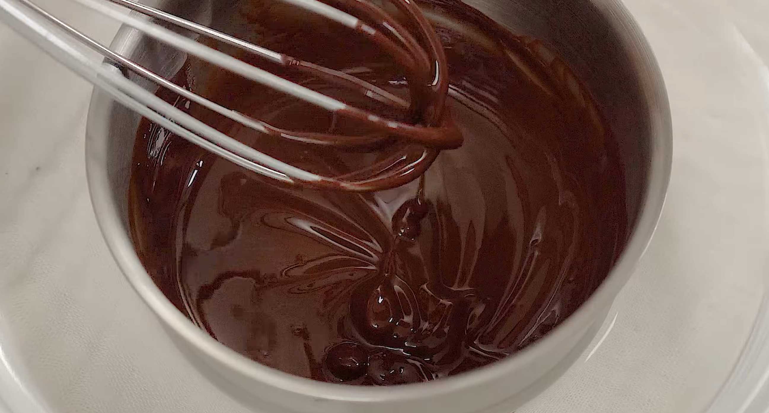 Gâteau mousse au chocolat Oreo - Étape 9