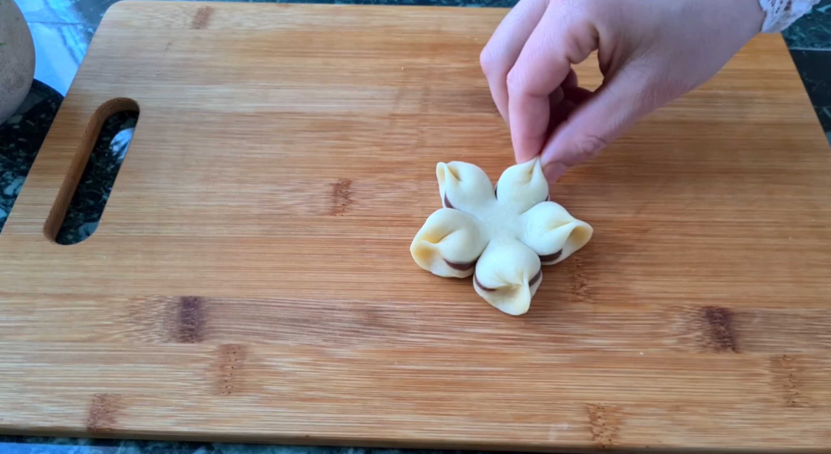 Fleurs en biscuits de Noël - Étape 9