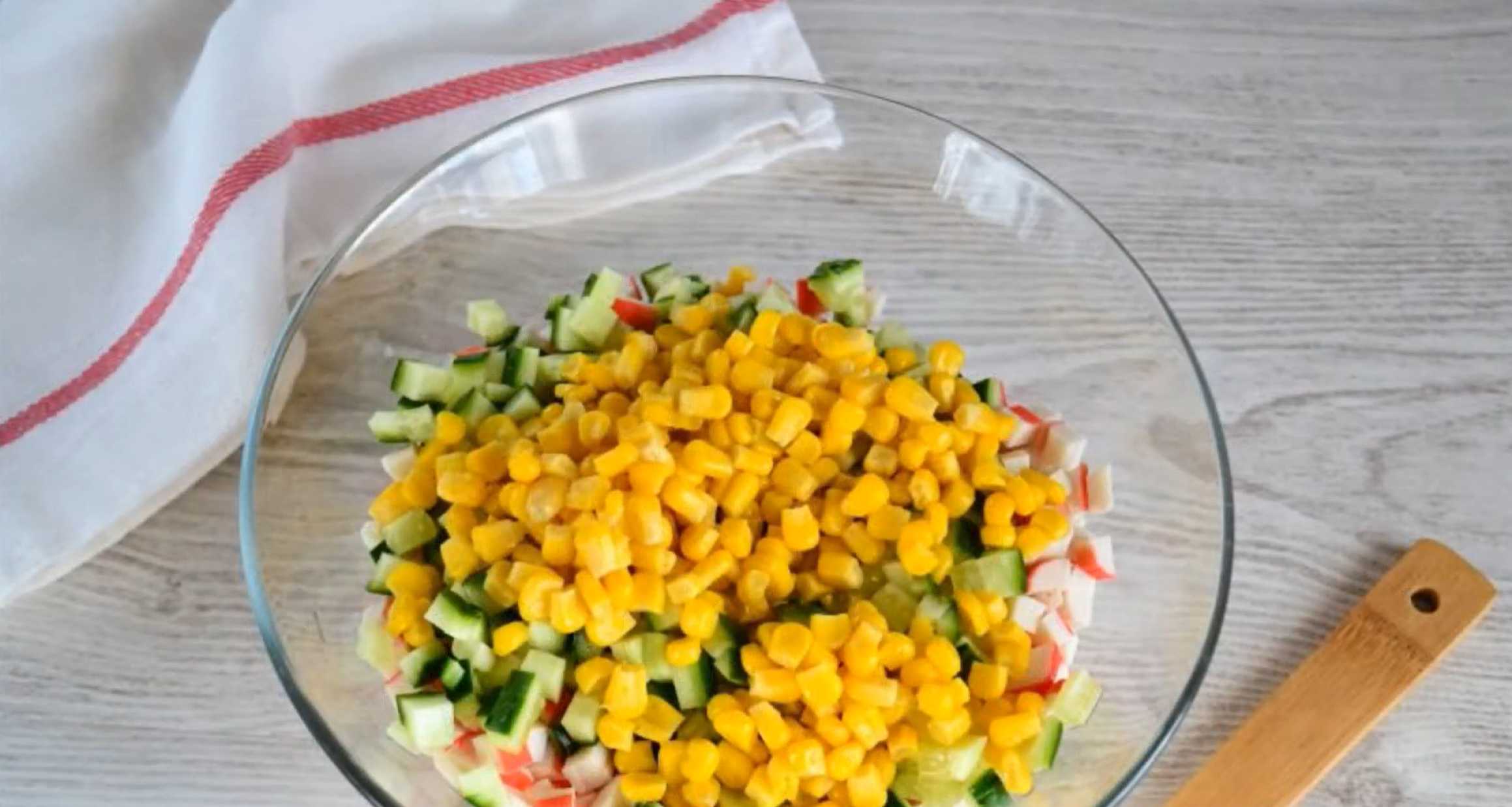 Salade de crabe aux saucisses - Étape 5