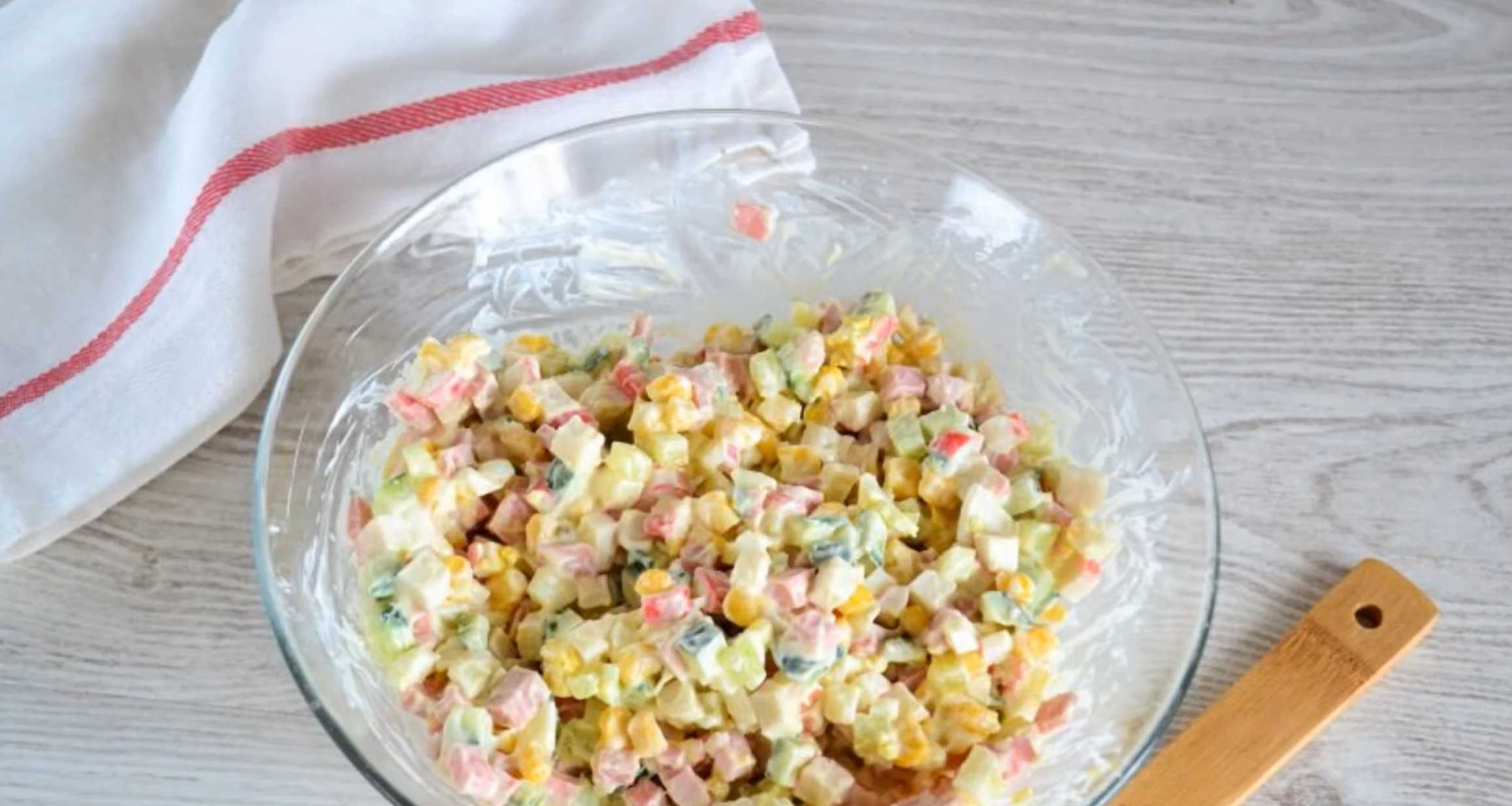 Salade de crabe aux saucisses - Étape 7