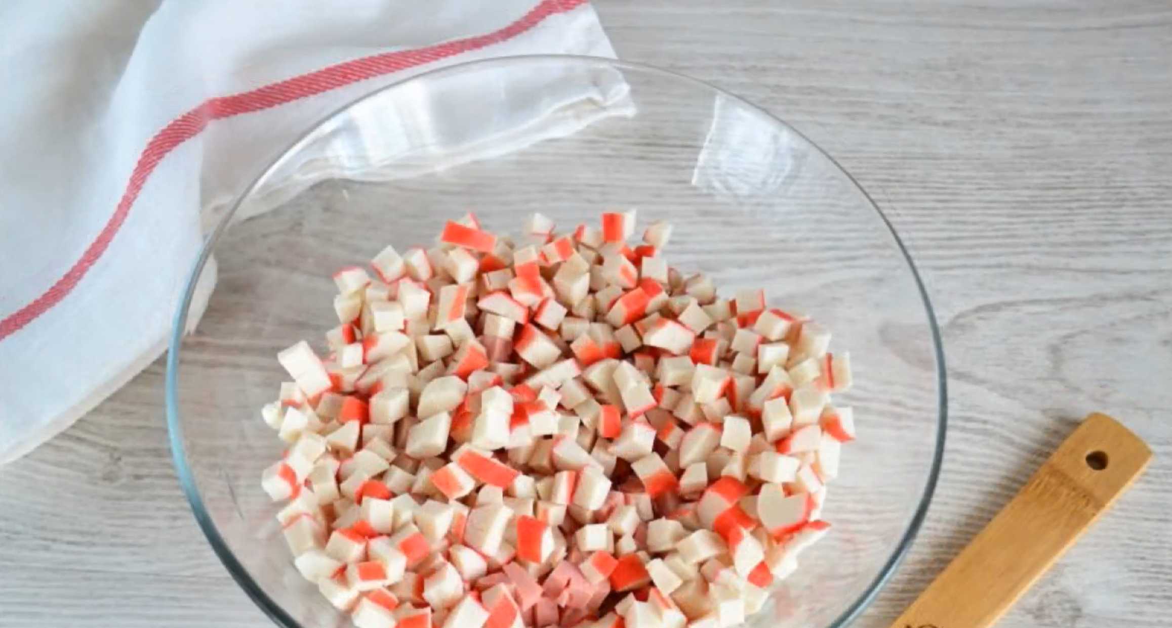 Salade de crabe aux saucisses - Étape 3