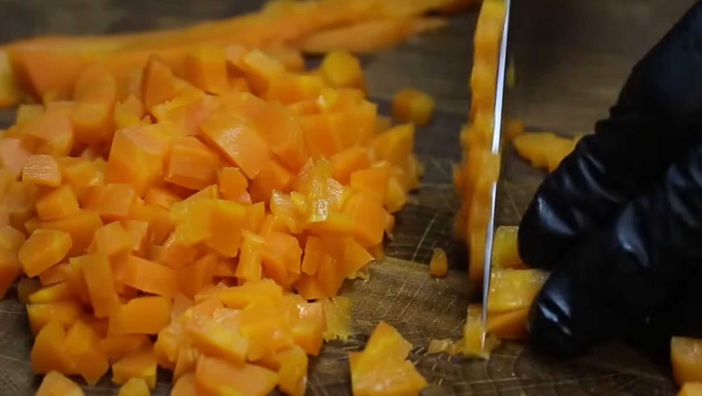 Salade Olivier simple - Étape 3