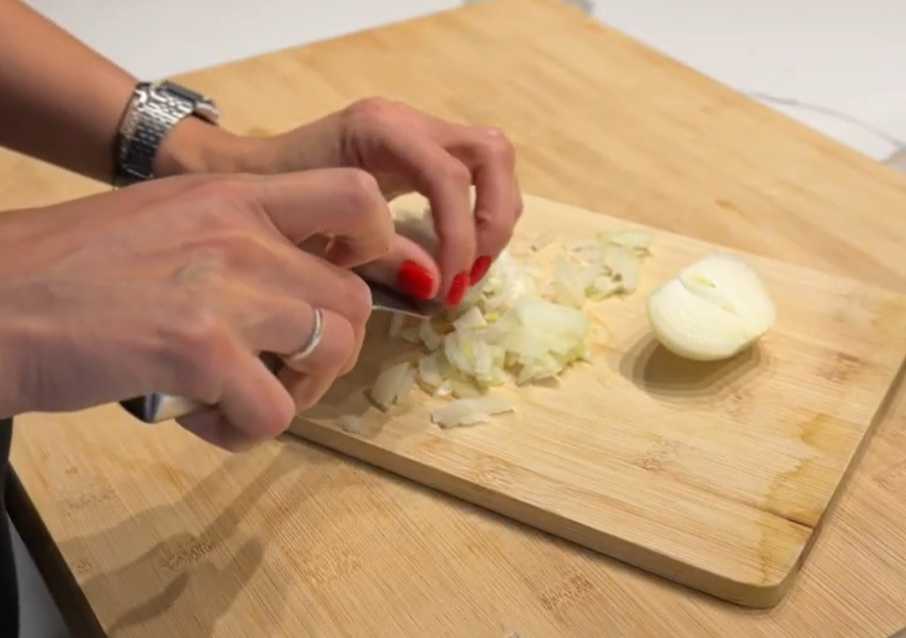 Pâtes aux crevettes à la sauce crémeuse - Étape 1
