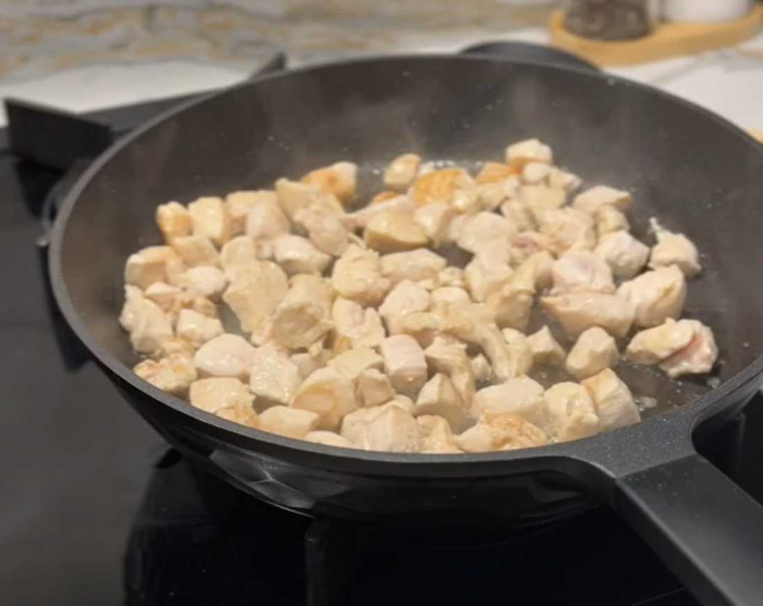 Poulet aux pâtes orzo en sauce crémeuse - Étape 3