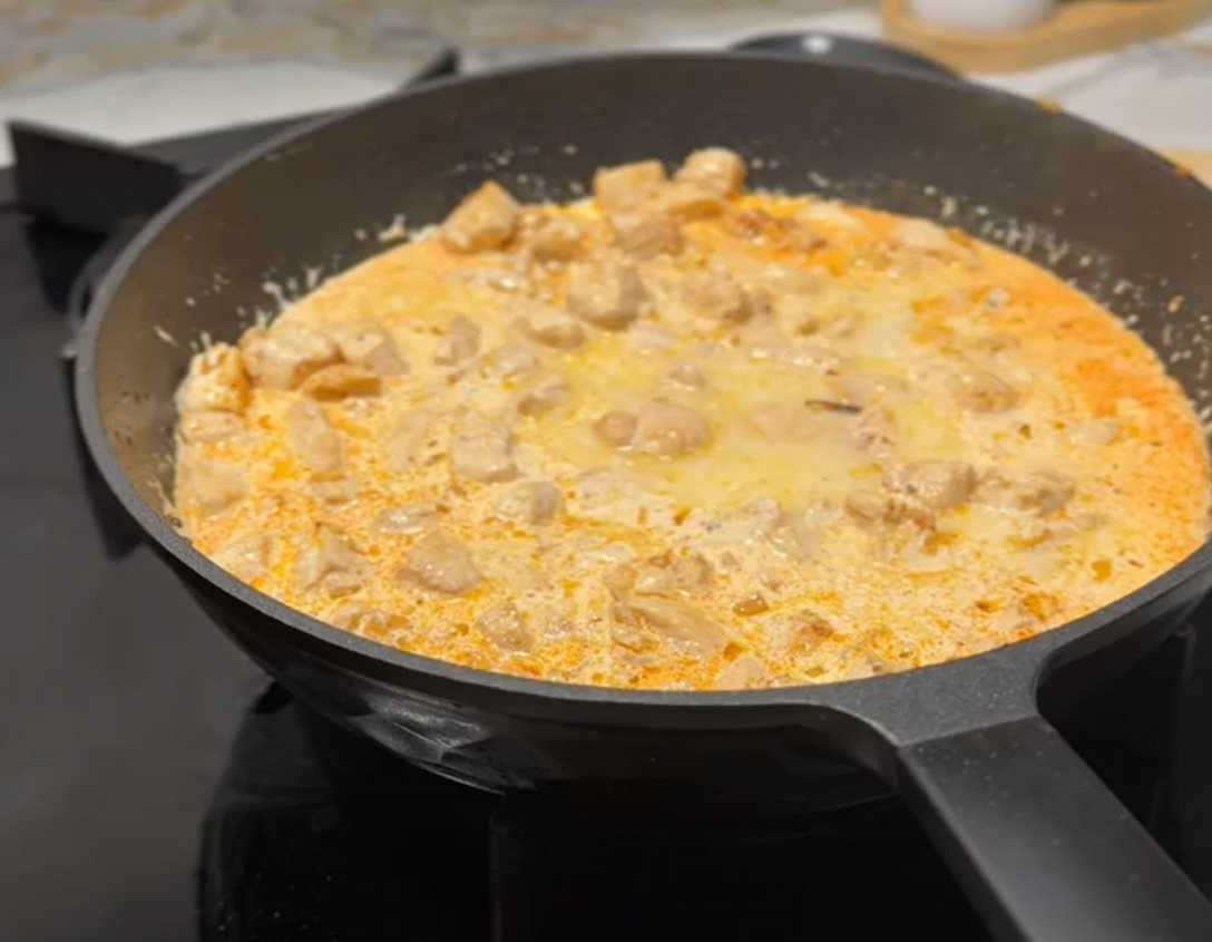 Poulet aux pâtes orzo en sauce crémeuse - Étape 4