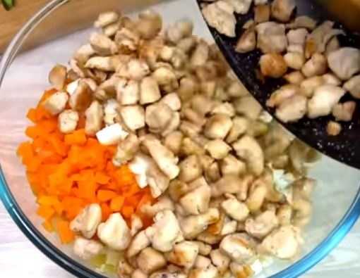 Salade Olivier au concombre frais - Étape 9