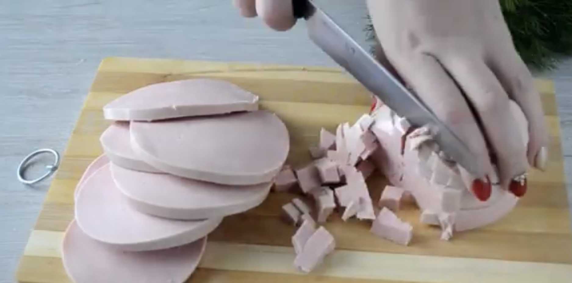 Salade Olivier aux cornichons - Étape 3