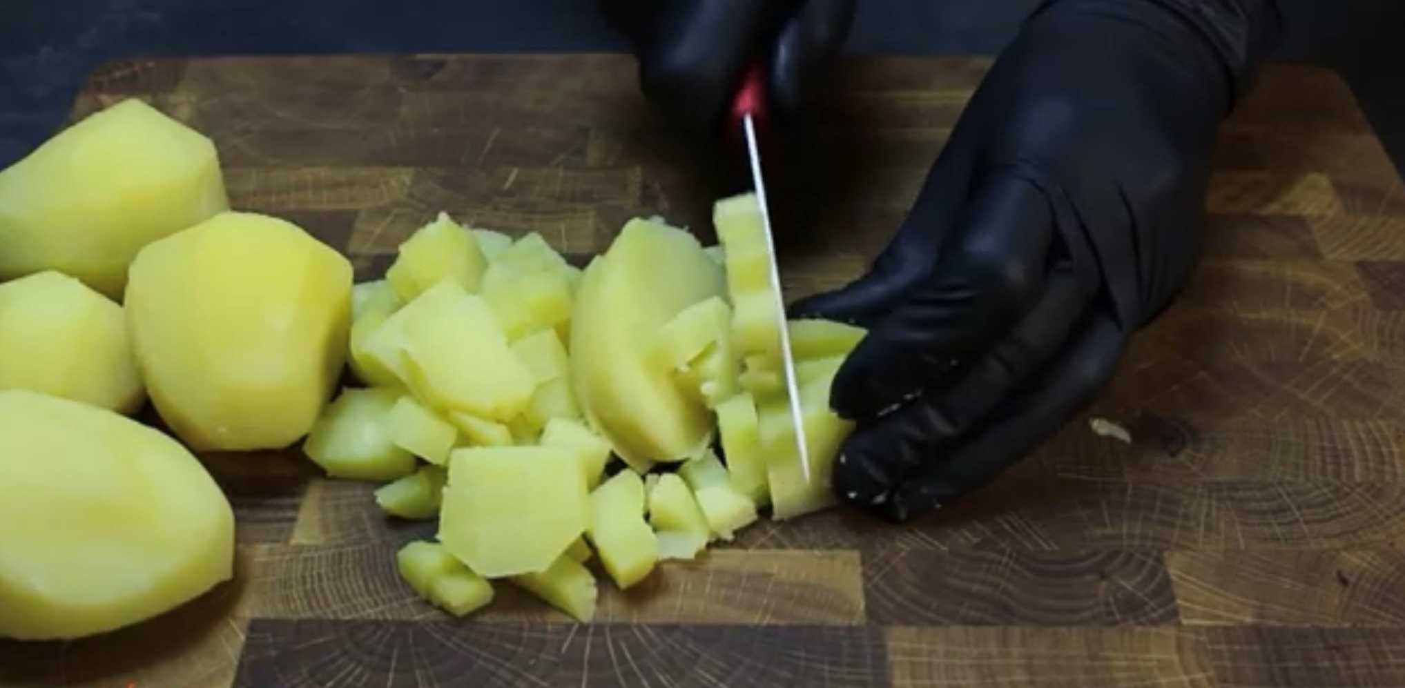 Olivier avec du poulet - Étape 1