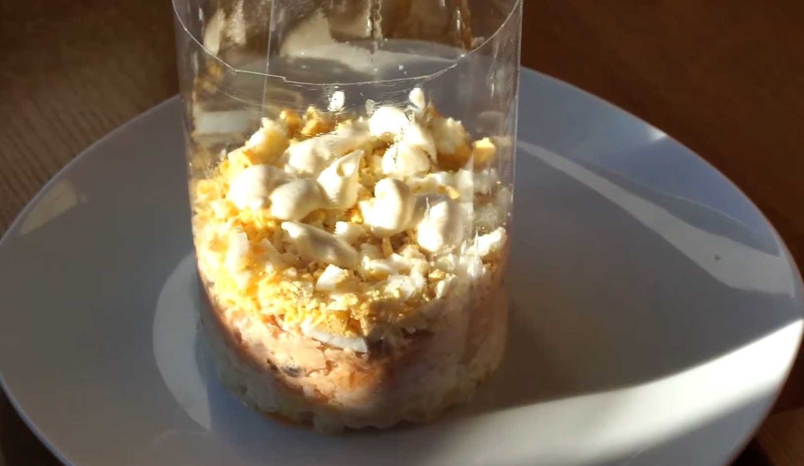 Salade de crabe avec poisson et olives - Étape 4