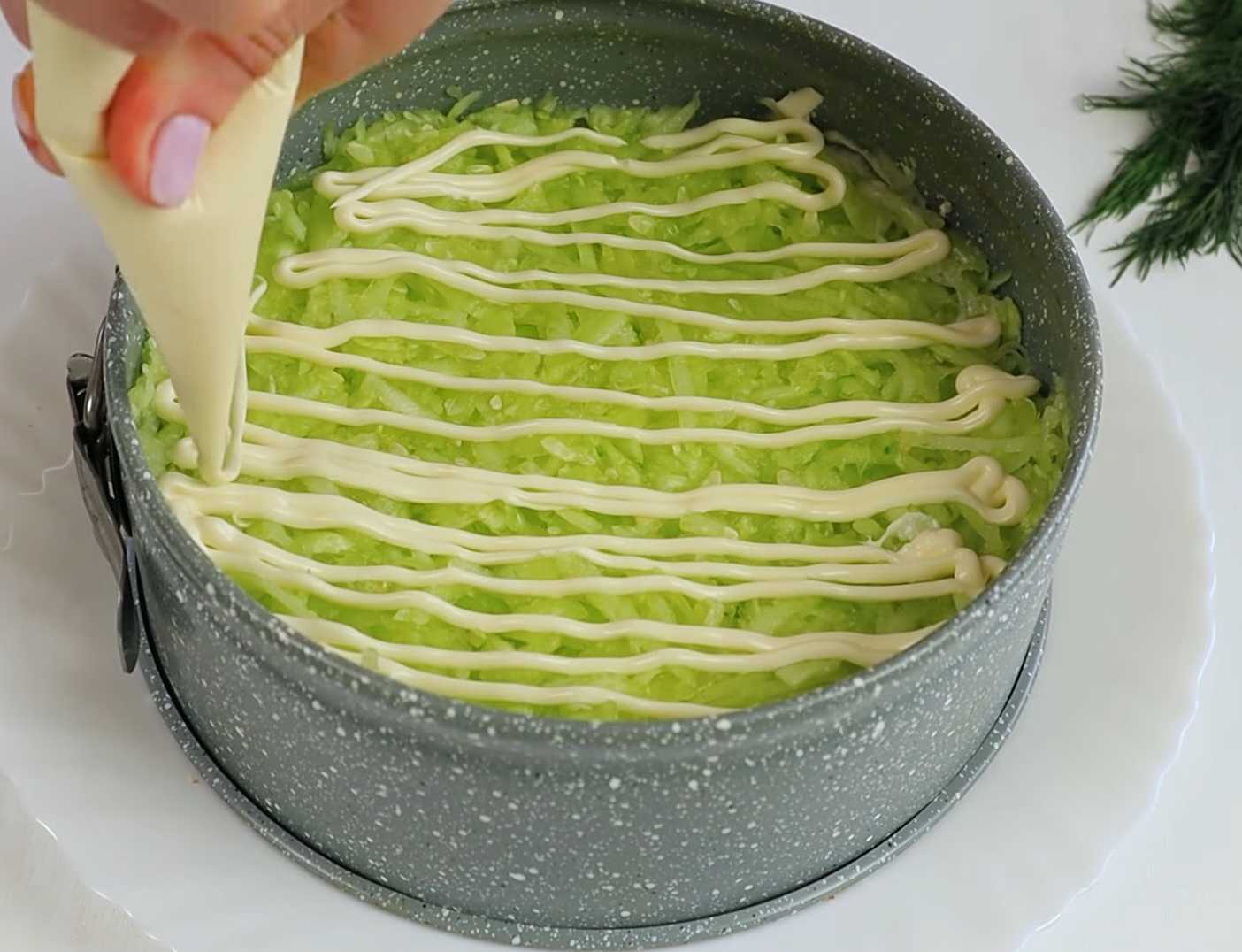 Salade de crabe en couches - Étape 10