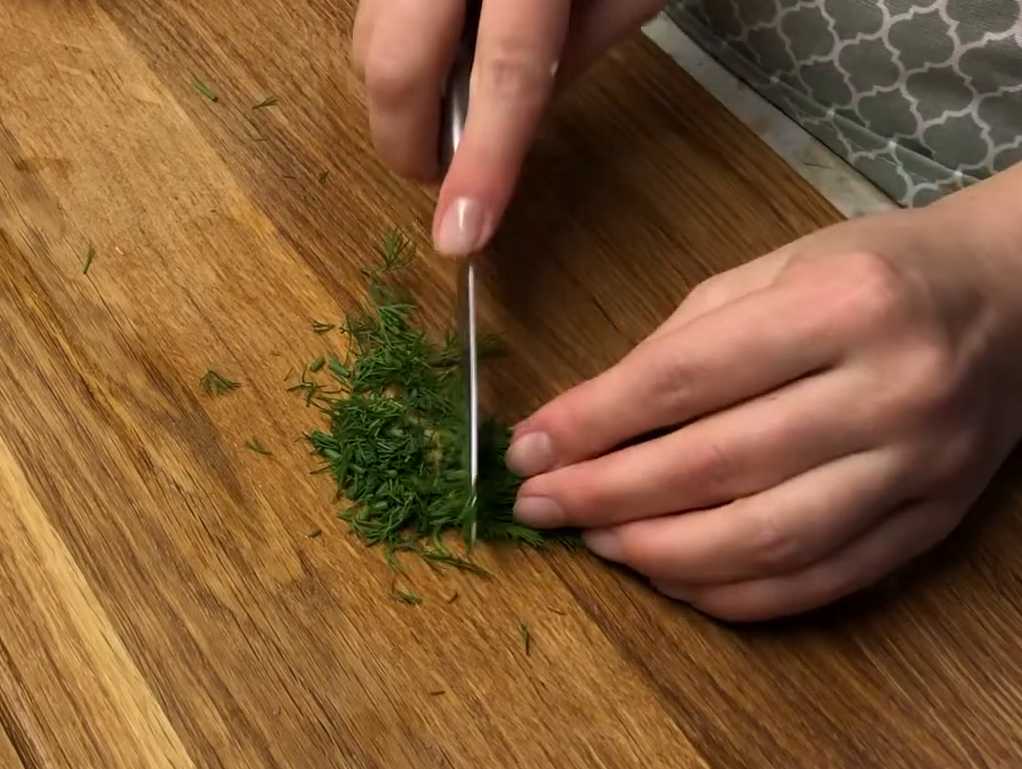 Salade Olivier sans concombres - Étape 7