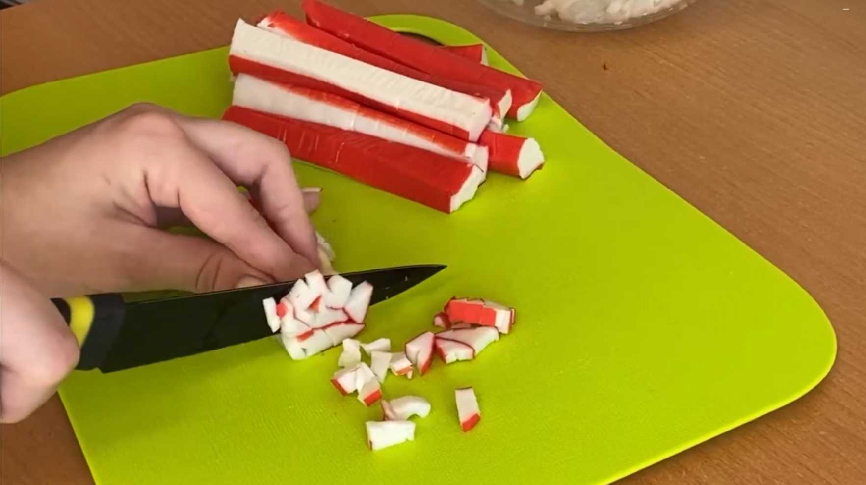 Salade de crabe en lavash - Étape 2