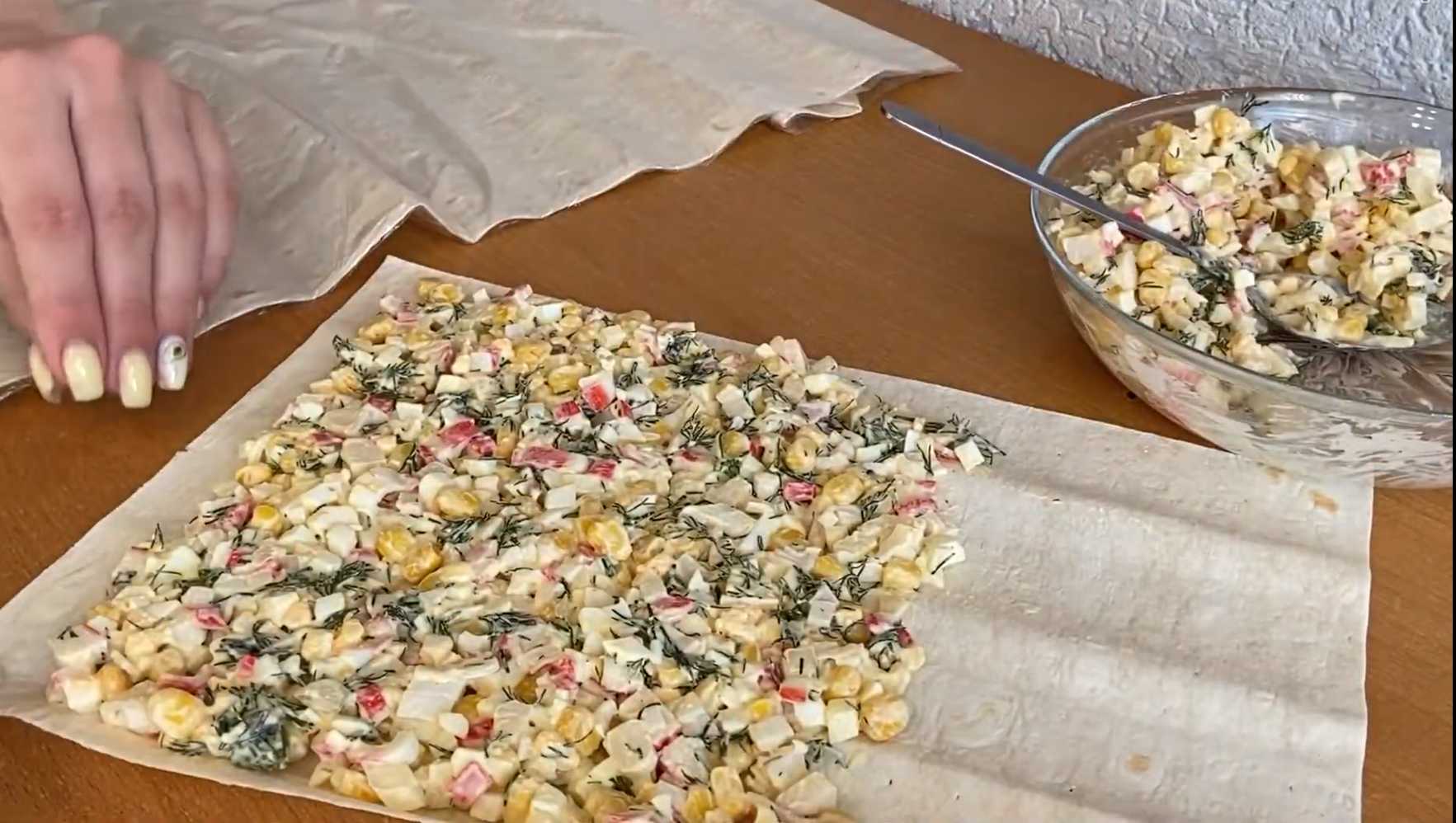 Salade de crabe en lavash - Étape 6