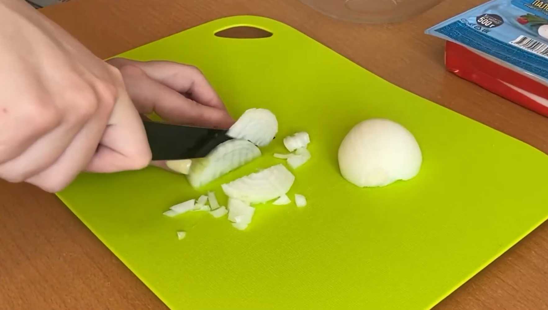 Salade de crabe en lavash - Étape 1