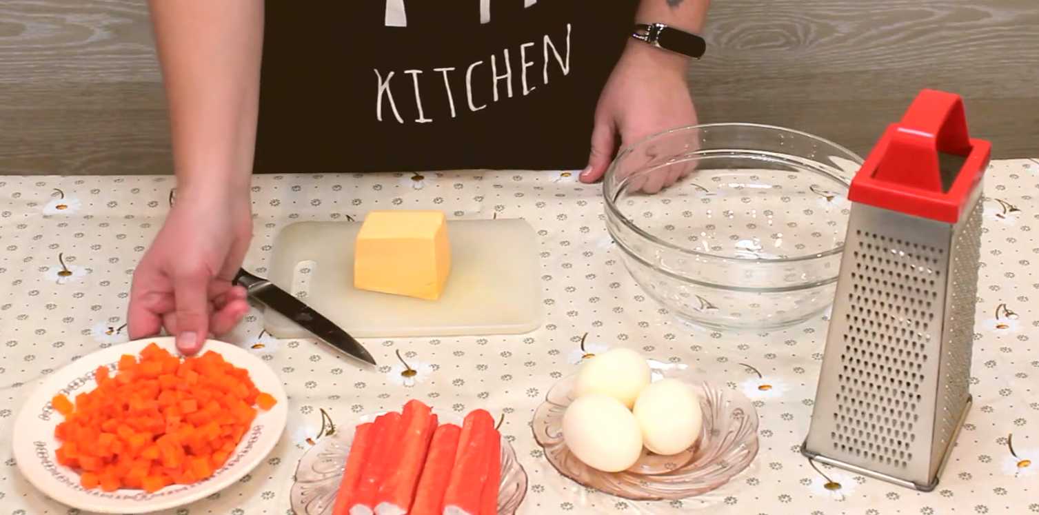 Salade de crabe au fromage - Étape 1