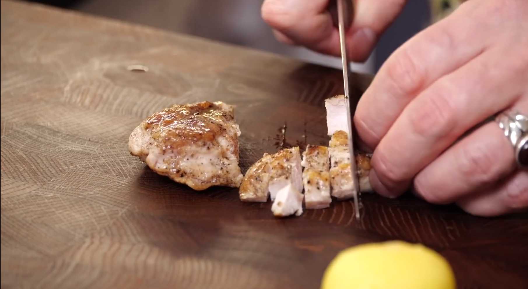 Recette originale de la salade Olivier - Étape 1