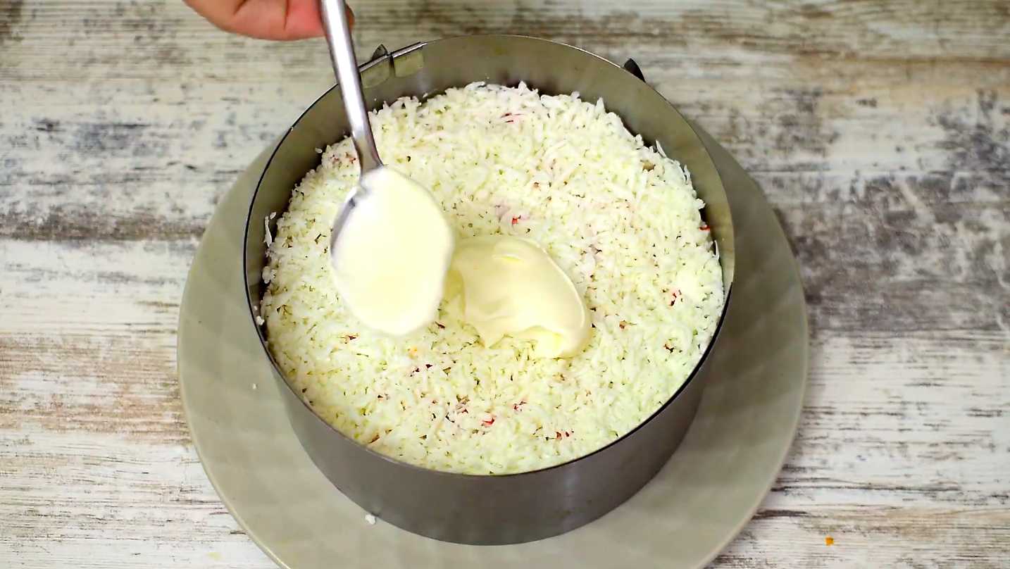 Salade de crabe sous un manteau de fourrure - Étape 5