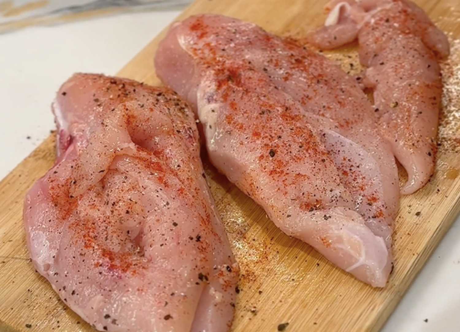 Blanc de poulet à la friteuse à air avec salade de légumes - Étape 2