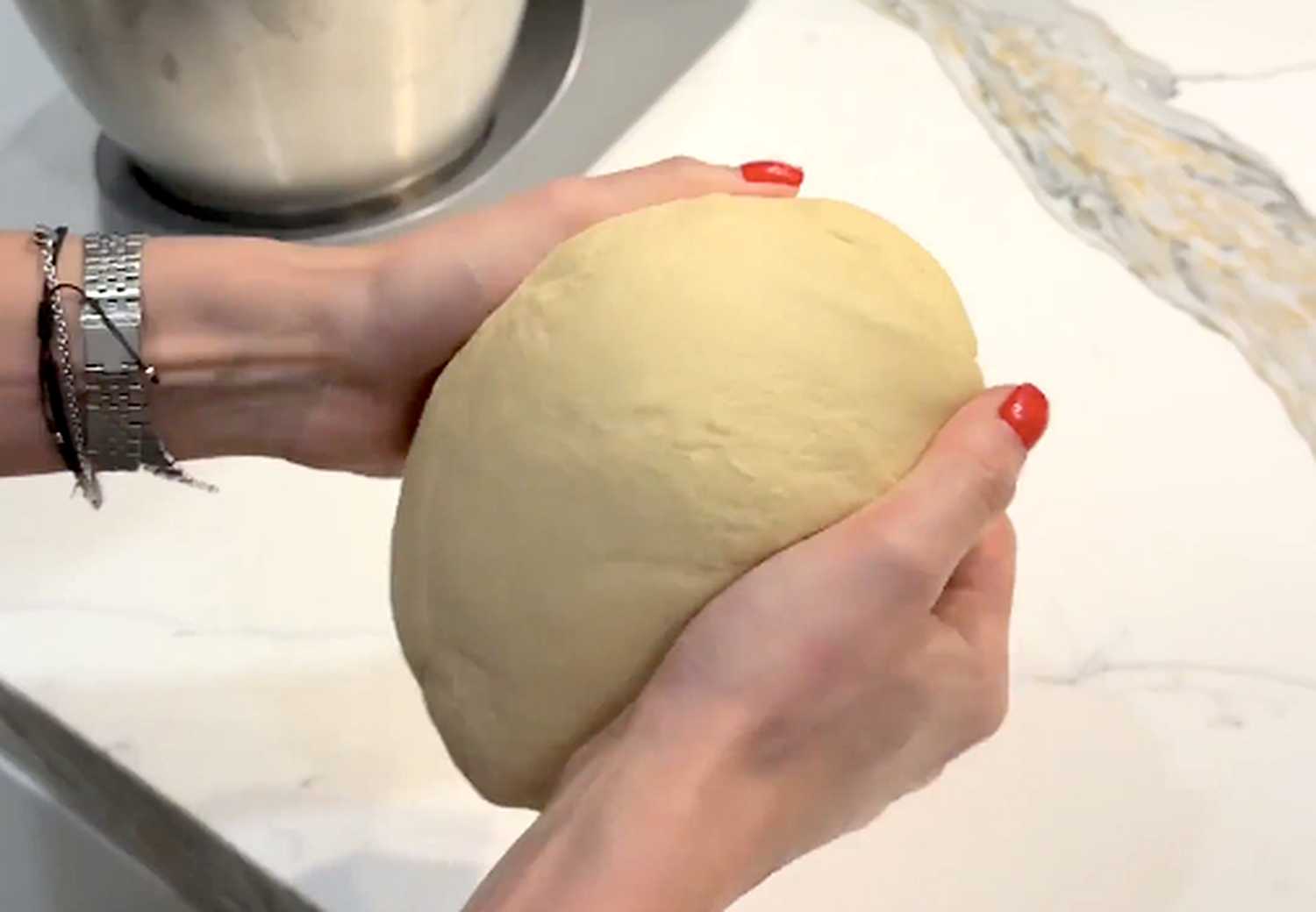 Boulettes maison - Étape 2 : Préparer la pâte