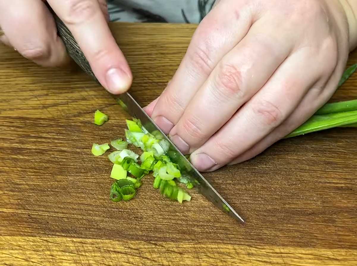 Salade Olivier pour diabétiques - Étape 5