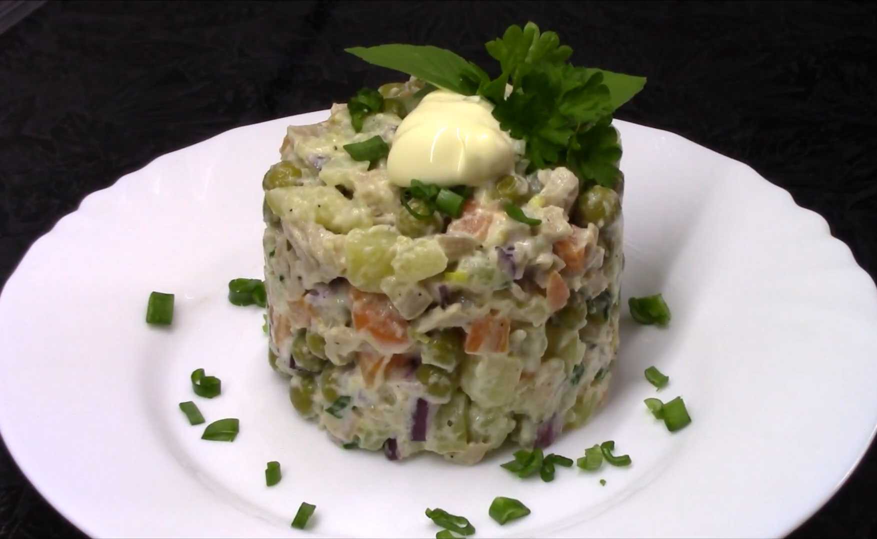 Salade Olivier aux calamars - Étape 8