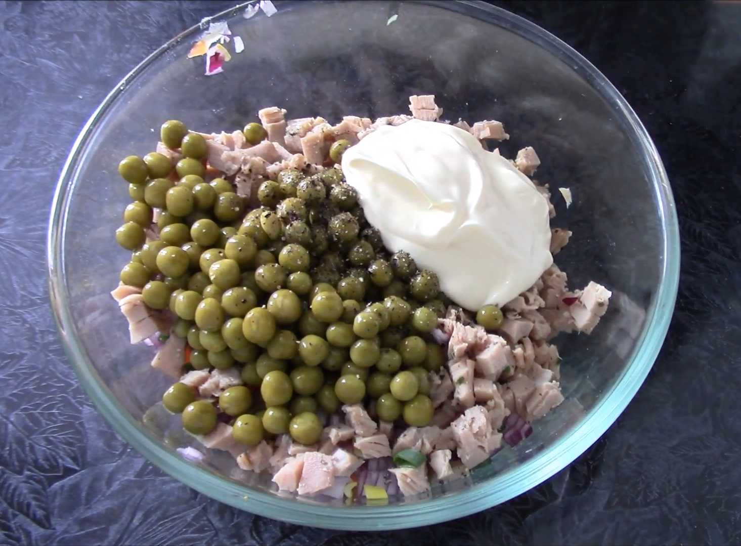 Salade Olivier aux calamars - Étape 6