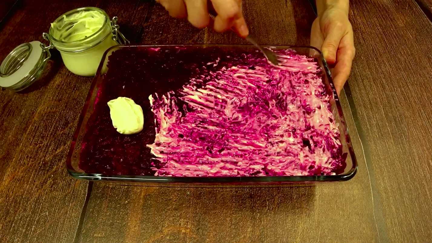 Hareng sous une fourrure sans œufs - Étape 11