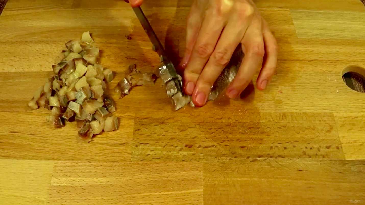 Hareng sous une fourrure sans œufs - Étape 4