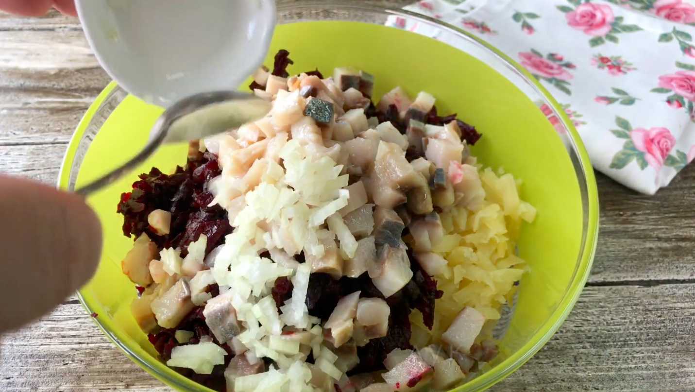 Hareng paresseux sous un manteau de fourrure - Étape 4